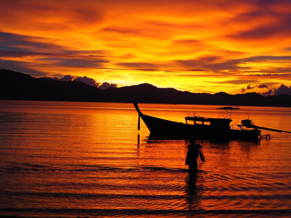 Villa Modern Sunset Sea House Lam Sai Koh Yao Noi Exterior foto